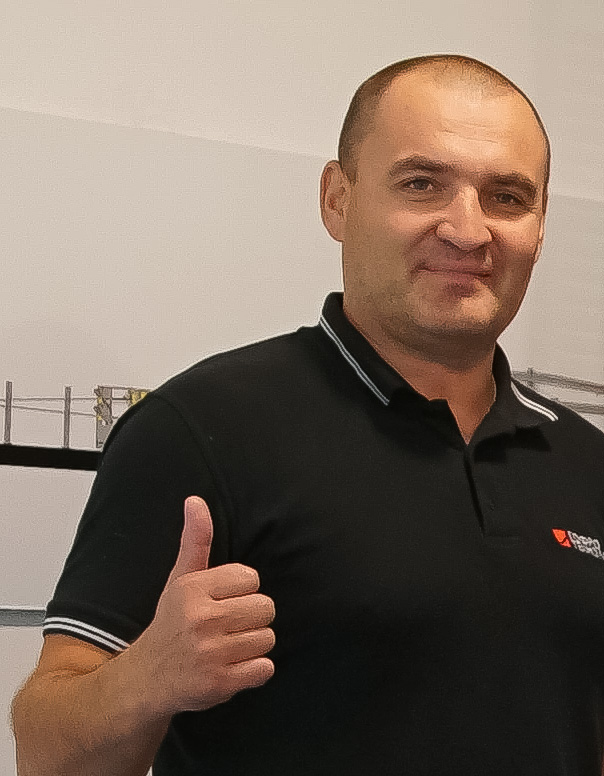 Александр Мангушев